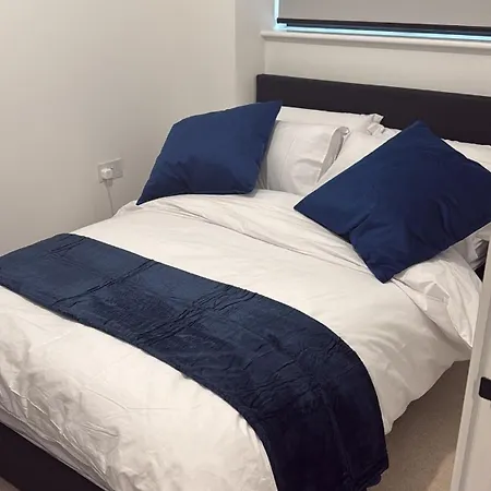 New! Modern 2 Bed In Centre Flat Apartment
